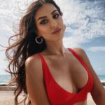 celebrity leaks